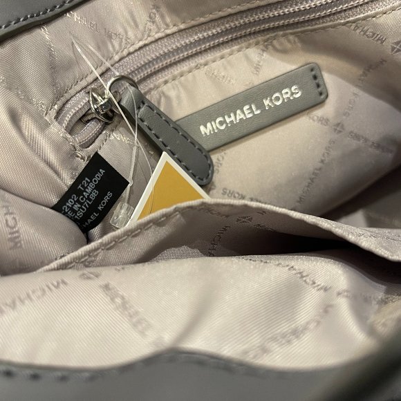 Michael Kors Regina M Flap Shoulder Bag MK Grey - Picture 11 of 12